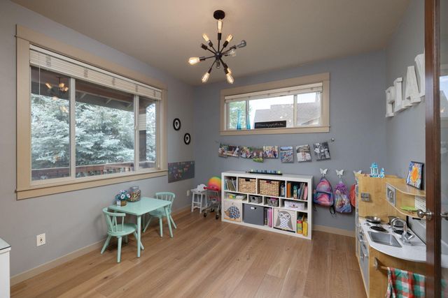 61148 Hilmer Creek Drive, Bend, OR 97702