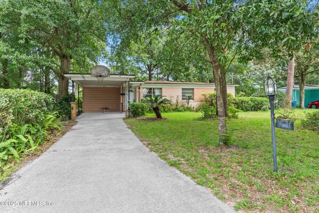 7427 RENTZ Court, Jacksonville, FL 32211