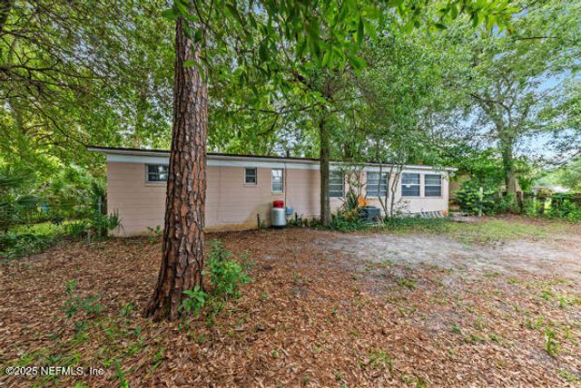7427 RENTZ Court, Jacksonville, FL 32211