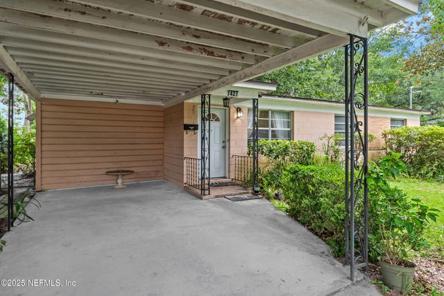 7427 RENTZ Court, Jacksonville, FL 32211