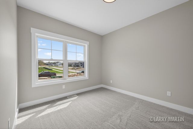 1845 Stratford Lane Nw, City Of Walker, MI 49534
