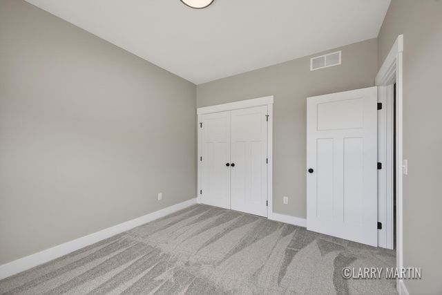 1845 Stratford Lane Nw, City Of Walker, MI 49534