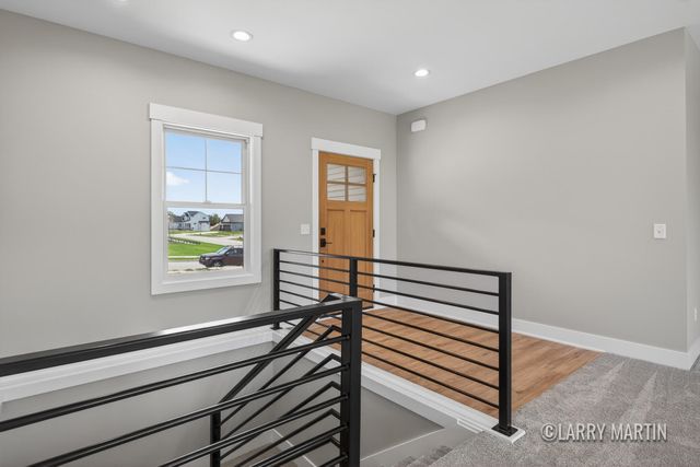 1845 Stratford Lane Nw, City Of Walker, MI 49534