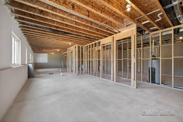 1845 Stratford Lane Nw, City Of Walker, MI 49534