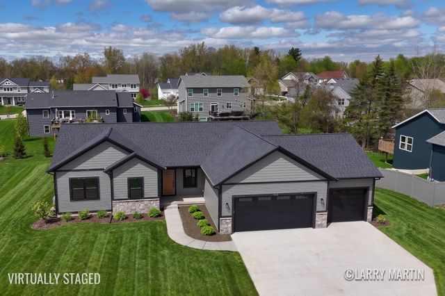 1845 Stratford Lane Nw, City Of Walker, MI 49534