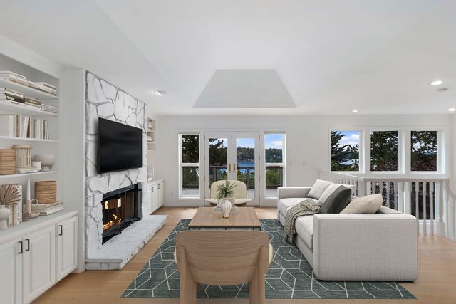 1642 204th Avenue NE, Sammamish, WA 98074