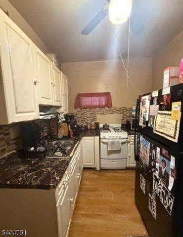 286 N 6Th St, Prospect Park Boro, NJ 07508