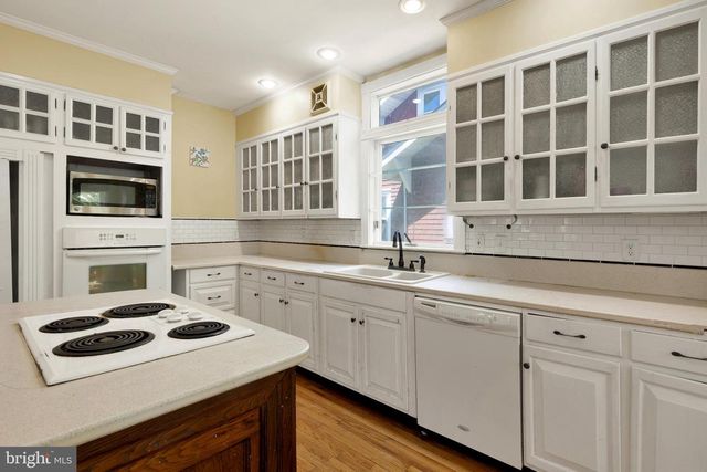 209 W SUNSET AVE, Greensboro, MD 21639