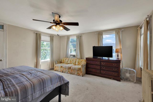 209 W SUNSET AVE, Greensboro, MD 21639