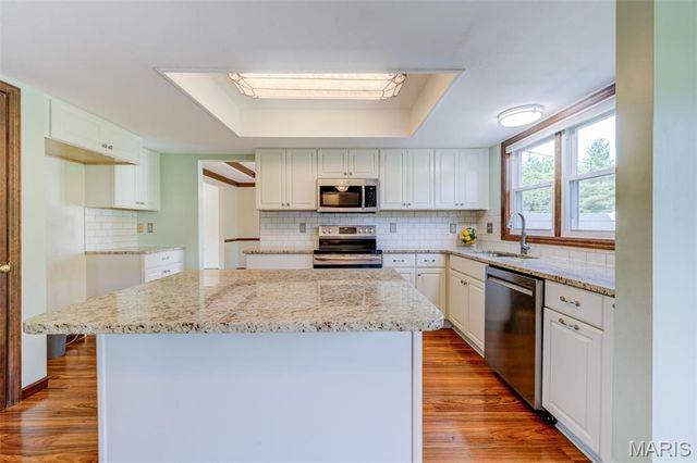 6 Misty Hollow Court, St Charles, MO 63303