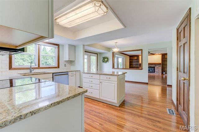 6 Misty Hollow Court, St Charles, MO 63303