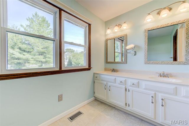 6 Misty Hollow Court, St Charles, MO 63303