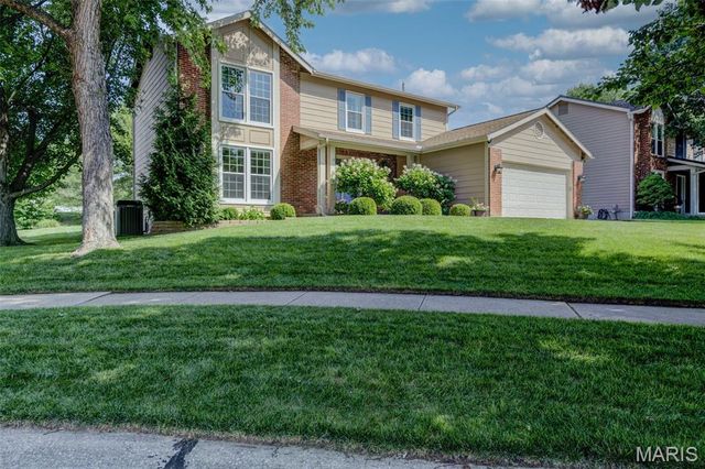 6 Misty Hollow Court, St Charles, MO 63303