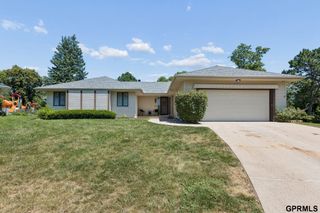 4952 Dumfries Circle, Bellevue, NE 68157
