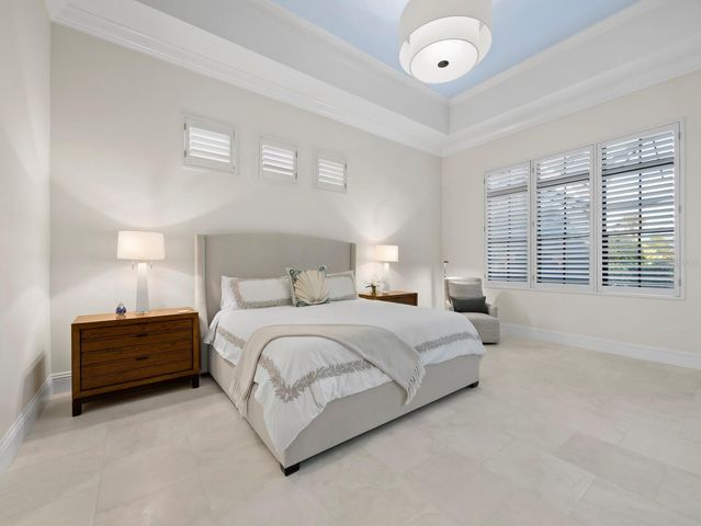 3525 FOUNDERS CLUB DRIVE, Sarasota, FL 34240