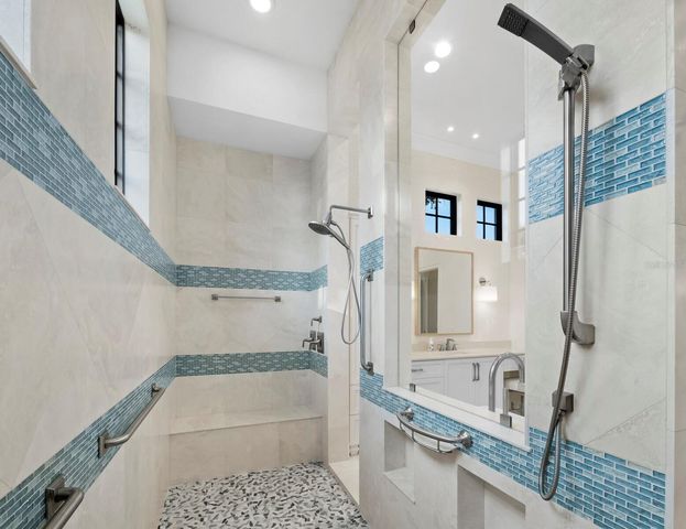 3525 FOUNDERS CLUB DRIVE, Sarasota, FL 34240