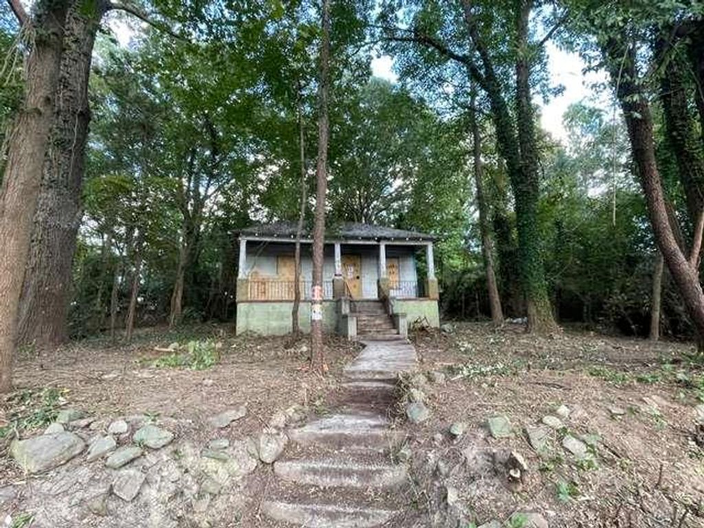 350 Willis Mill Road, Atlanta, GA 30311