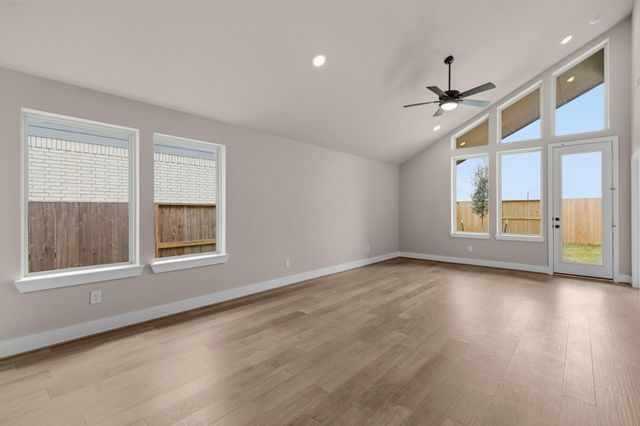 5210 Getty Lane, Iowa Colony, TX 77583