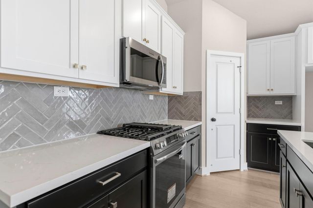 5210 Getty Lane, Iowa Colony, TX 77583