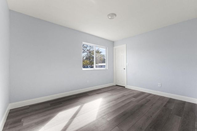 2075 7th Court SW, Vero Beach, FL 32962