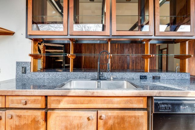 1947 E Marion Rd, Wichita, KS 67216