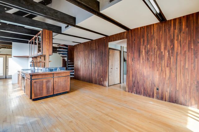 1947 E Marion Rd, Wichita, KS 67216