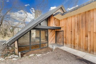 1947 E Marion Rd, Wichita, KS 67216