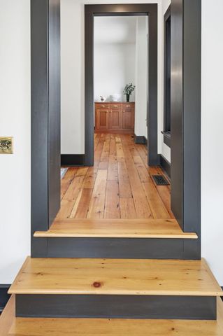 53 Irvine Park, Saint Paul, MN 55102