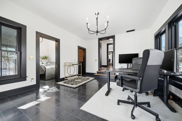 53 Irvine Park, Saint Paul, MN 55102