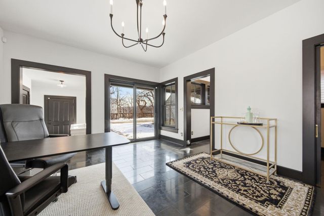 53 Irvine Park, Saint Paul, MN 55102