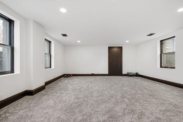 53 Irvine Park, Saint Paul, MN 55102