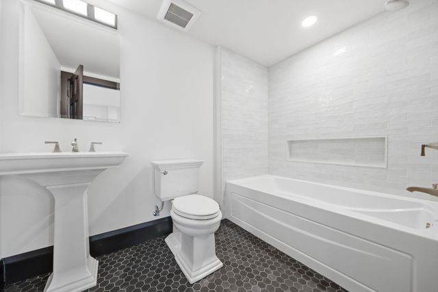 53 Irvine Park, Saint Paul, MN 55102