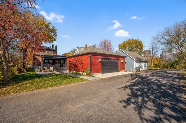 53 Irvine Park, Saint Paul, MN 55102