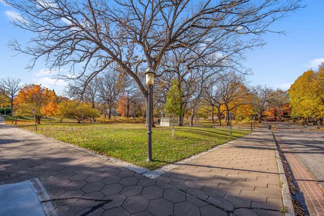 53 Irvine Park, Saint Paul, MN 55102