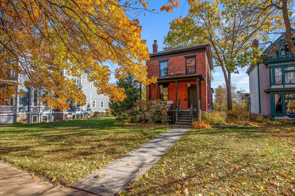 53 Irvine Park, Saint Paul, MN 55102 — photo 3