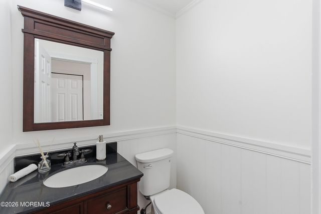 565 Buttonwood Drive, Jackson, NJ 08527