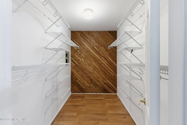 565 Buttonwood Drive, Jackson, NJ 08527