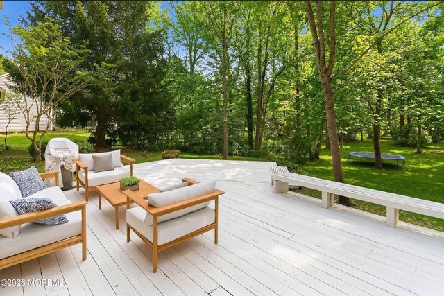 565 Buttonwood Drive, Jackson, NJ 08527