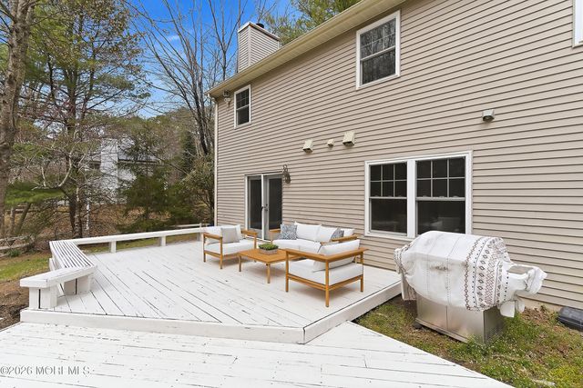 565 Buttonwood Drive, Jackson, NJ 08527