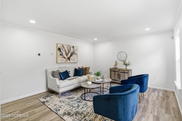 565 Buttonwood Drive, Jackson, NJ 08527