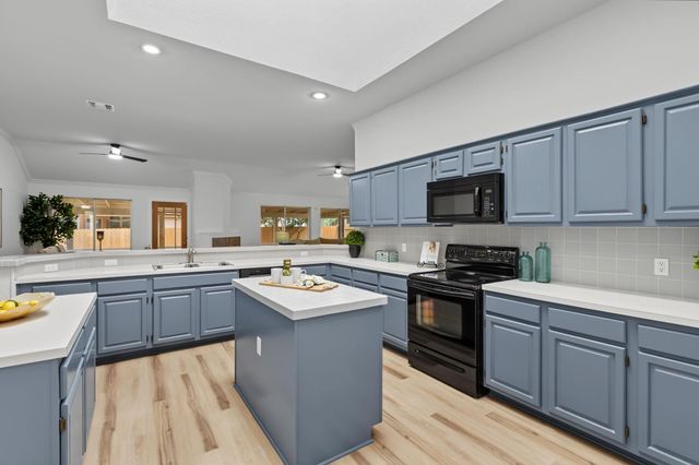 3105 Sesbania DR, Austin, TX 78748