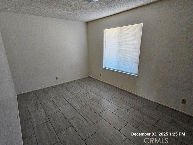 18891 Rocksprings Road, Hesperia, CA 92345