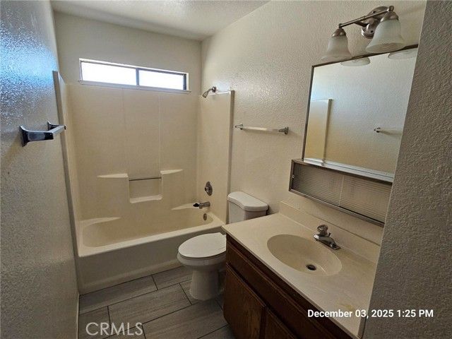 18891 Rocksprings Road, Hesperia, CA 92345