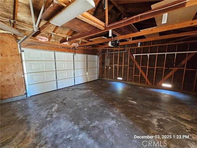 18891 Rocksprings Road, Hesperia, CA 92345