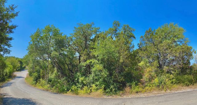 5102 Stoneridge Drive, Granbury, TX 76048