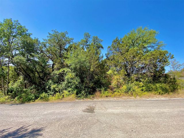 5102 Stoneridge Drive, Granbury, TX 76048