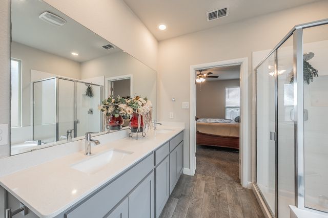 1404 Fremont Trail, Cleburne, TX 76033