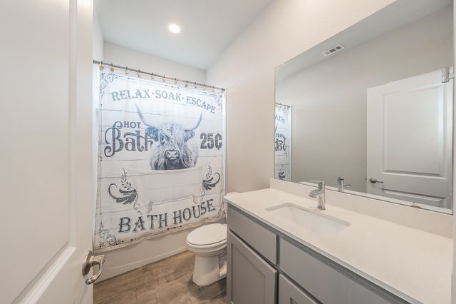 1404 Fremont Trail, Cleburne, TX 76033