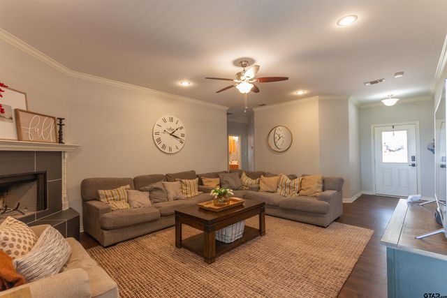 14641 Gracie Lane, Brownsboro, TX 75756