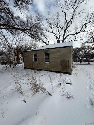 15225 E State Fair Street, Detroit, MI 48205